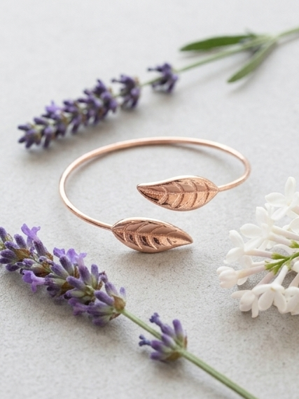 The "it-Girl" Stackable Cuffs: 5 Styles in Rose Gold & Vintage Silver