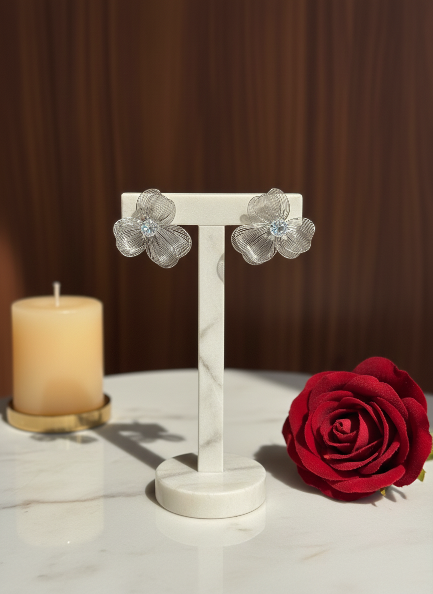 ✨ Silver Gossamer Bloom Studs – Delicate Wire Mesh Floral Earrings